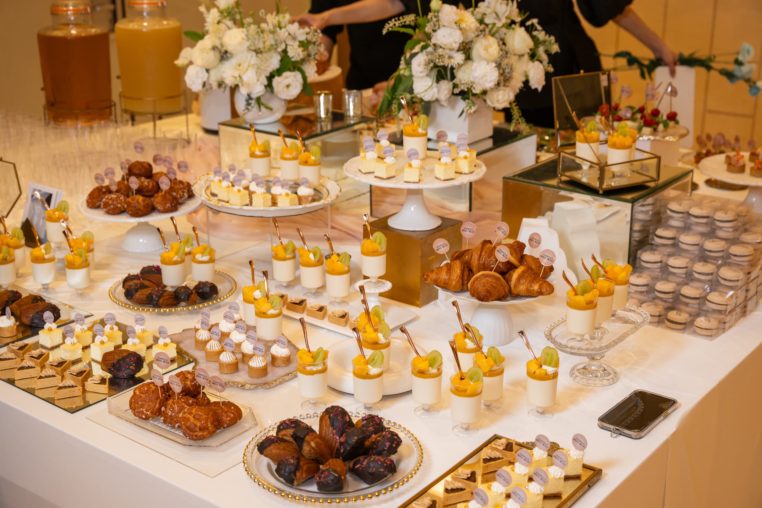 醫美新品發表會_品牌視覺與入口迎賓設計